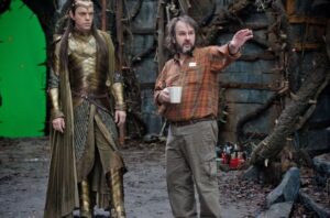 Hugo Weaving ve Peter Jackson, Mortal Engines için tekrar bir arada!